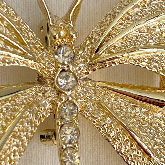 Gerry's Butterfly Brooch Gold Tone With Clear Rhinestones - Picture 2 of 7